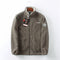 Giacca in pile marrone con zip da uomo con logo ricamato